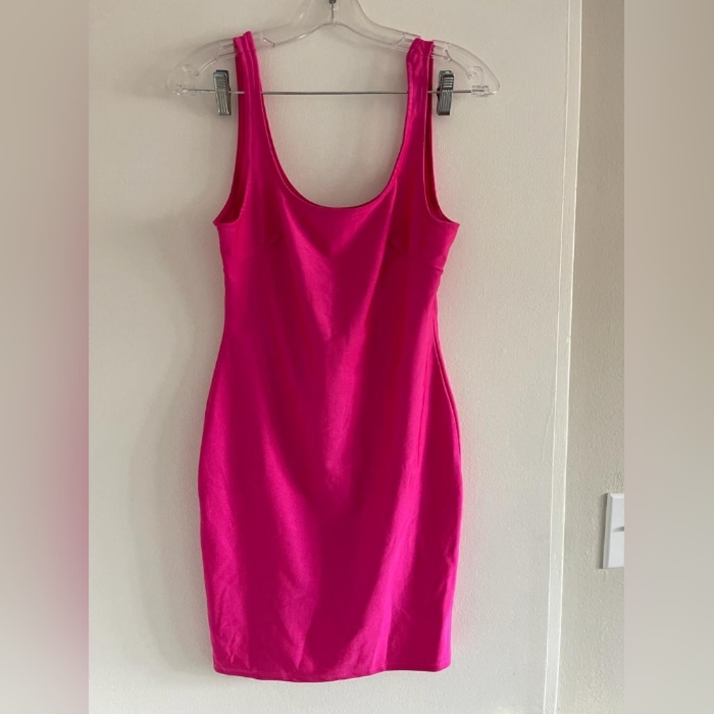 Short dress